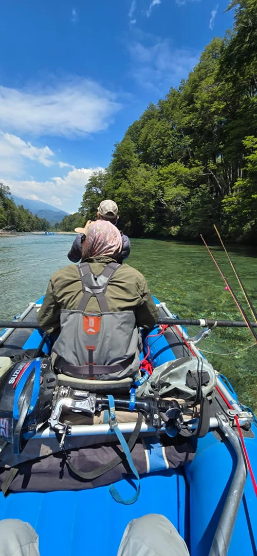 Guía baqueano de pesca con mosca en Patagonia